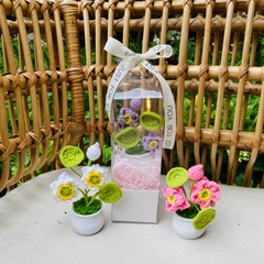 Chậu Hoa Len Handmade LYLYCRAFT Hoa Móc Len Thủ Công Kèm Hộp Thích Hợp Làm Quà Tặng Sinh Nhật, Quà 20/10 Cho Người Yêu