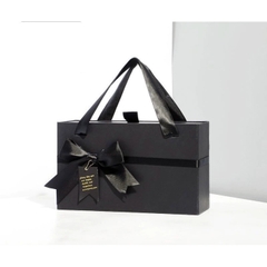 Hộp Quà Sinh Nhật Có Quai Túi Xách, Hộp Đựng Quà Sang Trọng Màu Đen Tặng Đối Tác Lylycraft Handmade