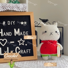 Mèo Dâu Dễ Thương