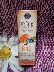 VITAMIN B12 HỮU CƠ DẠNG XỊT VỊ RASPBERRY MYKIND ORGANICS