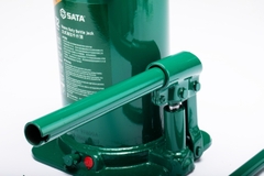 CON ĐỘI 32 TẤN SATA - 97809A