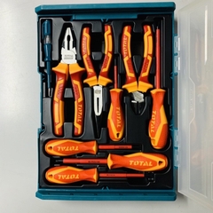 BỘ 9 CÔNG CỤ CẦM TAY CÁCH ĐIỆN TOTAL - THKTV02H091