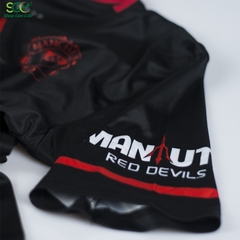 Quần Áo Bóng Đá MU Red Devil