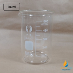Cốc thủy tinh có quai, có vạch chia, chịu nhiệt độ cao, dung tích 500ml, có mỏ rót