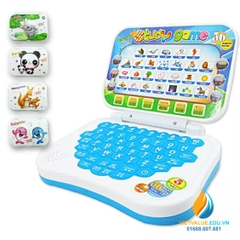 Bé làm quen với máy tính