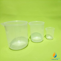 Ca đong hóa chất, bằng nhựa, có chia vạch, không có quai, có mỏ 1000ml
