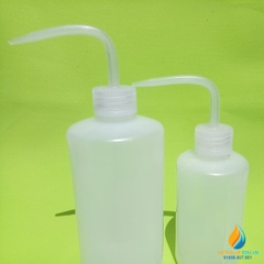 Bình tia nắp trắng, vòi cong, dung tích 500ml, nhựa PP  có vạch chia