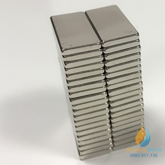 Nam châm đất hiếm vuông 10x10x2mm