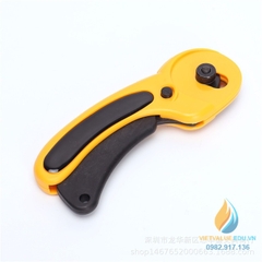 Dao cắt vải có con xoay