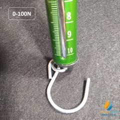 Lực kế khung thép giới hạn đo 0 đến 500N, cân cơ cầm tay loại 50 kg