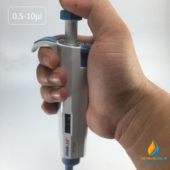 Micropipet M10 JOAN LAB phòng thí nghiệm, phạm vi 0.5-10ul