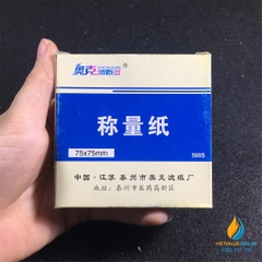 Giấy cân mẫu chất, kích thước 7x7cm, hộp 100 miếng
