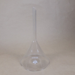 Phễu thủy tinh rót hóa chất đường kính miệng 100mm, phễu rót thủy tinh