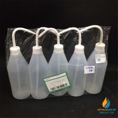 Bình tia nhựa vòi ngang, nhựa LPDE 500ml, nắp trắng, Scilabware hàng Anh Quốc