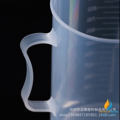 Cốc đong hóa chất, nhựa PP, có vạch chia, có tay cầm, dung tích 500ml