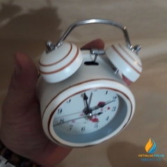 Đồng hồ báo thức chạy pin 2 tiểu AAA, tiếng kêu to, độ chính xác cao