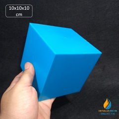 Khối lập phương cạnh 10cm, nghiên cứu thể tích hình học toán học