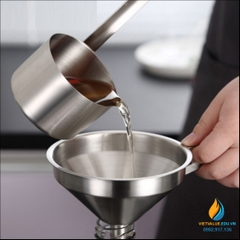 Muỗng đong dung dịch lỏng 50ml, chất liệu Inox 304 không gỉ, cán dài, có mỏ rót