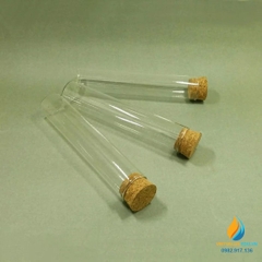 5 Ống nghiệm thủy tinh, có nắp, không chia vạch, đáy phẳng, 18*80mm