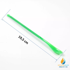 2 chiếc thìa nhựa lấy hóa chất, hai đầu 2 muỗng, dài 20 cm