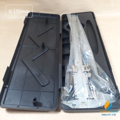Thước kẹp đo đường kính ngoài phạm vi từ 0-150mm, giá trị đọc 0.02mm, chất liệu thép cacbon