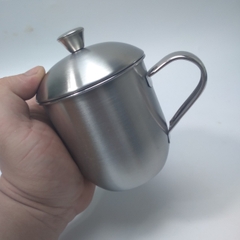 Ca Inox 300ml có nắp, không chia vạch