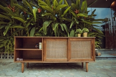 KỆ TIVI KẸP MÂY CÁNH TRƯỢT