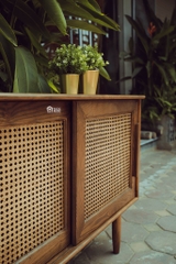 KỆ TIVI KẸP MÂY CÁNH TRƯỢT