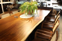 BÀN NGUYÊN TẤM ÓC CHÓ 12 / DINING TABLE #12