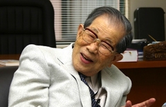 Bí quyết sống khỏe mạnh như bác sỹ Hinohara - Niềm tự hào của nền y học Nhật Bản