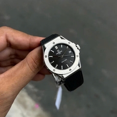 Đồng Hồ Nữ Dây Cao Su Carnival 8168L-VT-DCS-D Máy Quartz - Kính Sapphire - Size 34mm