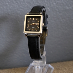 Casio Nữ LTP-E176L-1AVDF dây da | LTP-E176L-1A