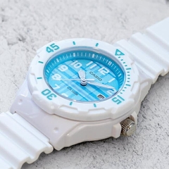 Đồng hồ nữ Casio Timeless Ladies LRW-200H-2CVDF