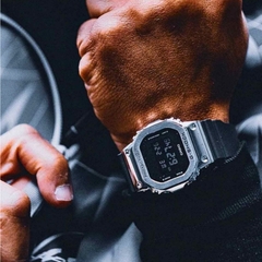 Đồng hồ nam Casio G-SHOCK GM-5600U-1DR