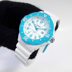 Đồng hồ nữ Casio Timeless Ladies LRW-200H-2BVDF