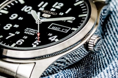 Đồng Hồ Nam Dây Thép SEIKO Automatic SNZG13K1 | Kính Hardlex