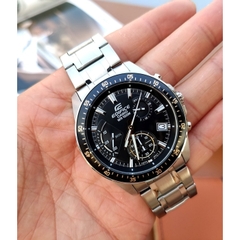 Đồng hồ nam Casio EDIFICE EFV-540D-1A9VUDF