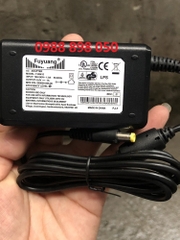 adapter 8.4v 1a