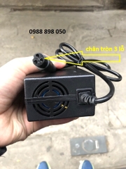 SẠC XE ĐIỆN PIN 24V-29.4V -2A, GIẮC TRÒN 3 CHẤU, CÓ ĐÈN BÁO ĐẦY VÀ QUẠT TẢN NHIỆT