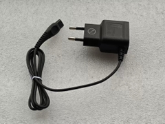 sạc máy cạo râu khô và ướt AT756/16