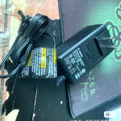 Adapter Sạc Bosch 12v 1.500ma chính hãng Model : 1600A000ZV