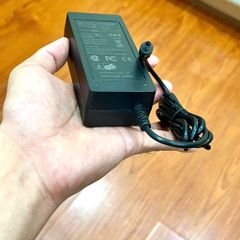 Adapter nguồn 12v 5a model : JC1205