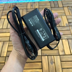 ADAPTOR NGUỒN HUNTKEY 12V 3A 36W JACK 3.5*1.35MM HKA03612030-8E