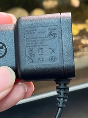 🔌 Sạc HQ8505 Cho Máy Nhổ Lông Philips BRE225 – 15V 5.4W