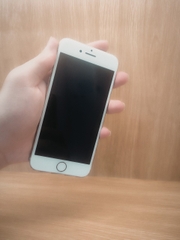 iPhone 8