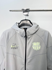 BỘ KHOÁC MŨ BARCA XÁM 2025