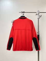 ÁO NỈ MU ĐỎ 2002