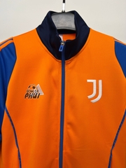 BỘ KHOÁC JUVE CAM 2025