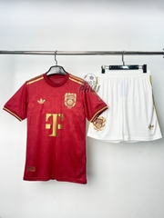 QUẦN ĐÙI BAYERN KỈ NIỆM TRẮNG 2025