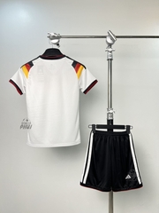 BỘ TE ĐỨC TRẮNG WC 2026